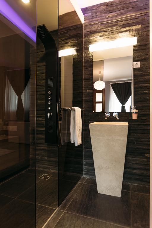 Daan Apartments Kolozsvár Szoba fotó